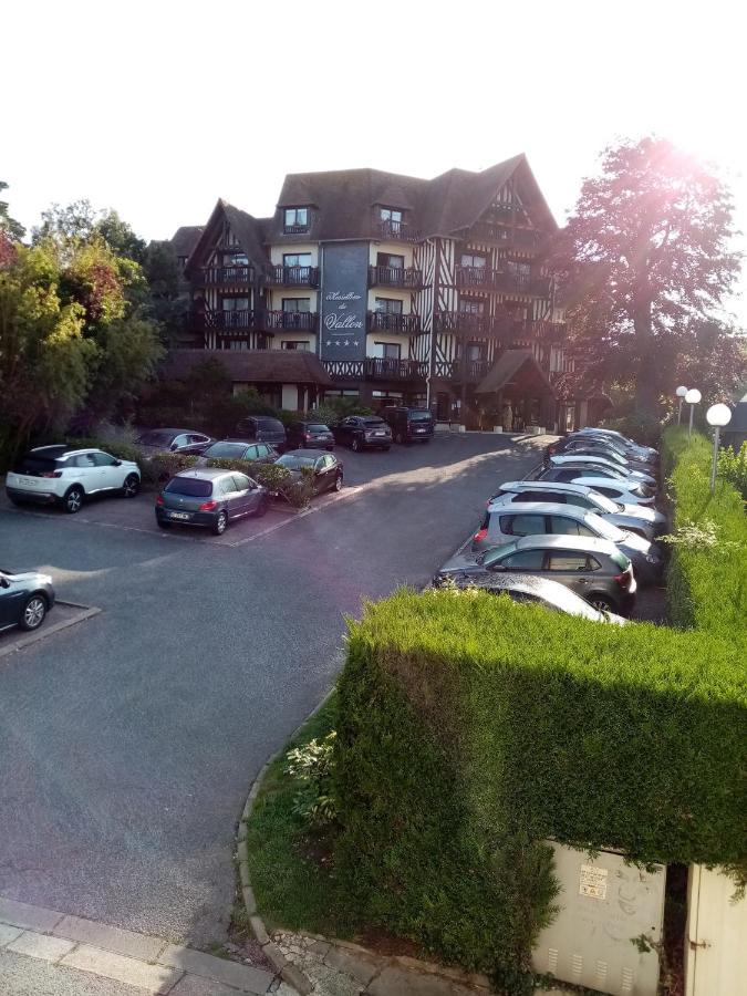 Agreable Appartement Dans Le Vieux Trouville Eksteriør bilde